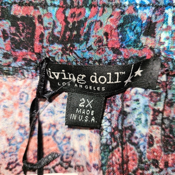 FINAL💰SALE💲- NWT Rust & Blue Crinkle Shorts - Picture 4 of 9